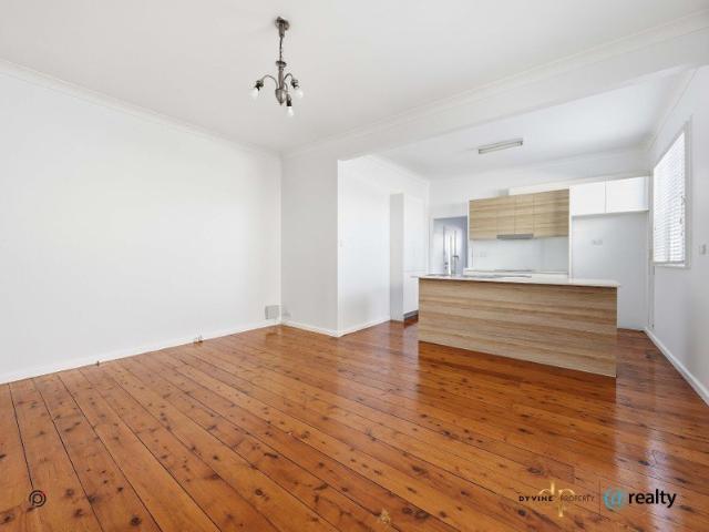 House for rent in Wollongong West, New South Wales