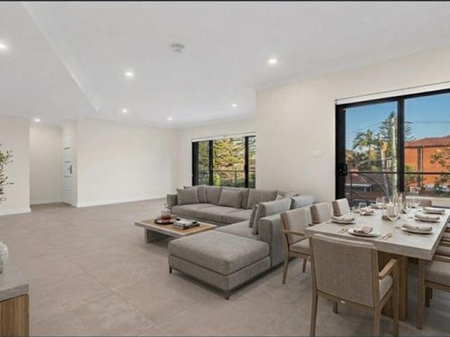 Townhouse for rent in Sydney, New South Wales