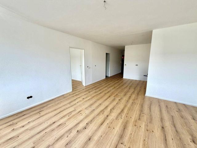 Apartment kaufen in Eugendorf, Bezirk Salzburg-Umgebung