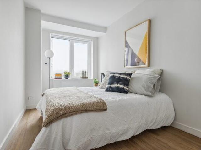 Room for rent in Arverne, New York