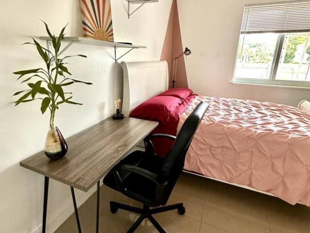 Room for rent in Pembroke Pines, Florida