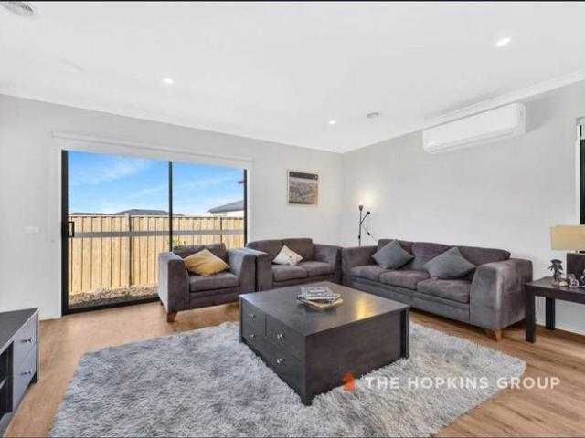 Granny Flat for rent in Camerons Creek, Victoria