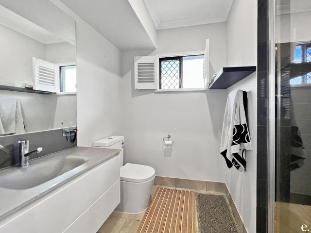 Cottage for sale in Tablelands, Queensland