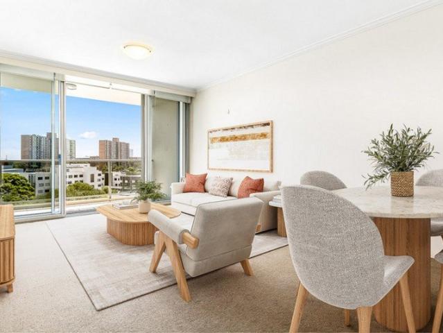 Apartment for rent in Waterloo, Sydney