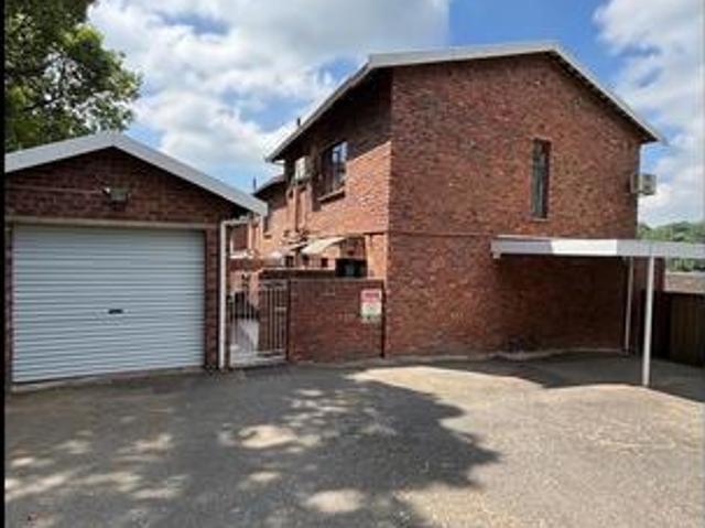 Townhouse for sale in Seaview, Kwazulu-natal