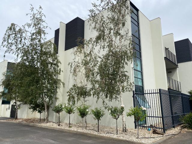 Apartment for rent in Flemington, Victoria