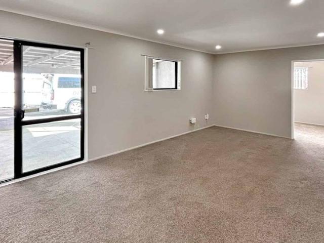 House for rent in Owhata