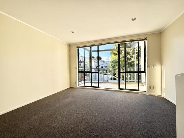 Townhouse for rent in Wairau Valley, Oroua County