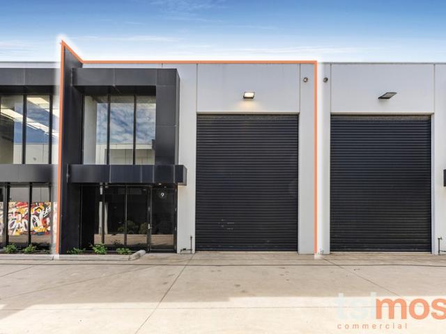 Warehouse for rent in Cheltenham, Melbourne