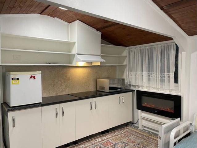 Granny Flat for rent in Camerons Creek, Victoria
