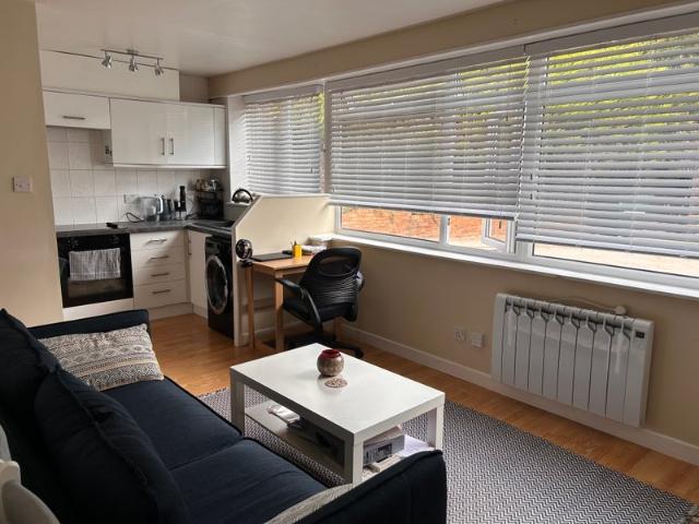Studio for rent in Harborne, West Midlands