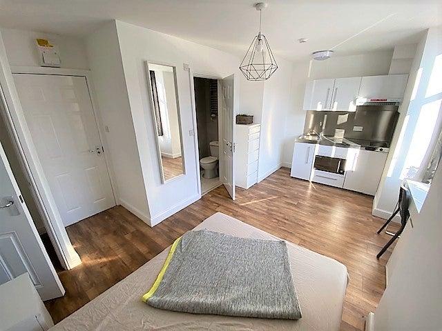 Studio for rent in Balsall Heath, Isle Of Man