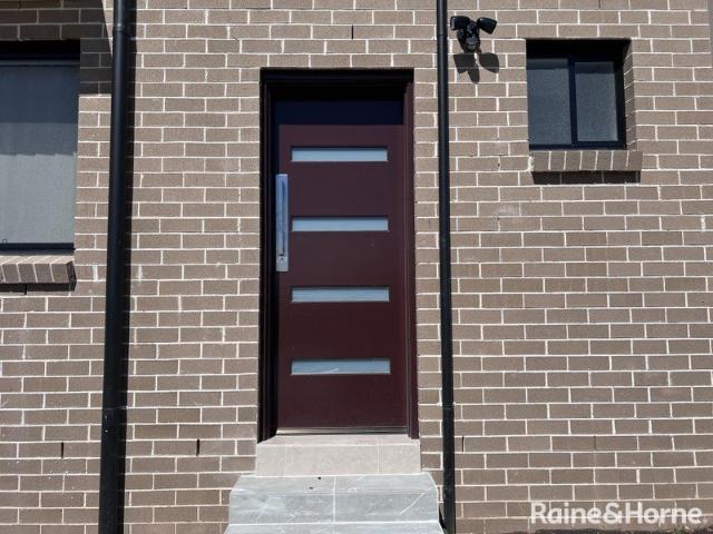 Granny Flat for rent in Edmondson Park, Sydney