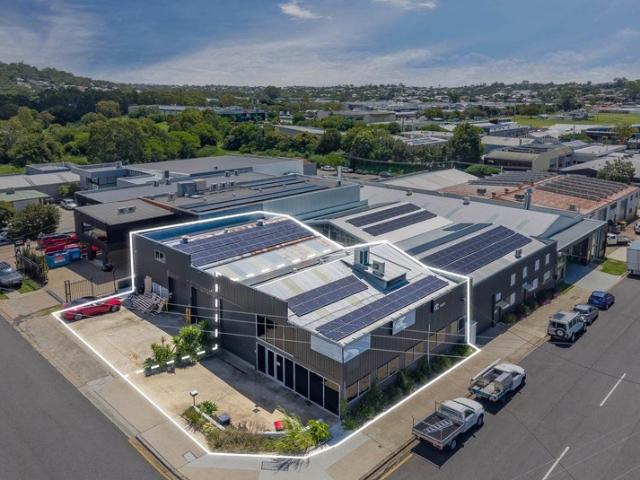 Warehouse for rent in Toombul, Queensland