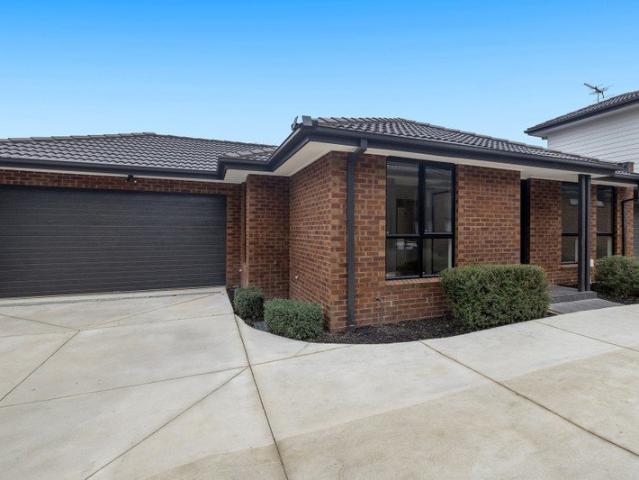 Townhouse for rent in Camerons Creek, Victoria