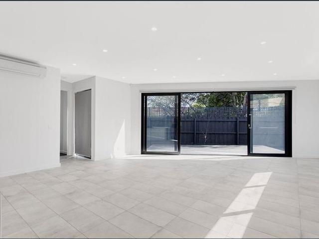 Townhouse for rent in Camerons Creek, Victoria