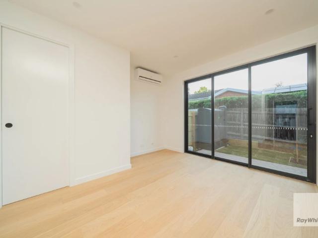 Townhouse for rent in Box Hill, Melbourne