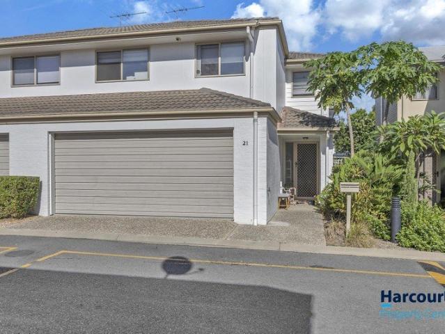 Townhouse for sale in Toombul, Queensland