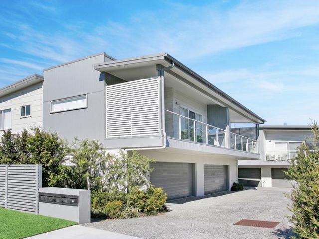 Townhouse for sale in Southport, Gold Coast City