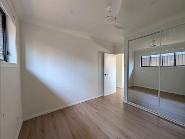 House for rent in St Clair, Sydney