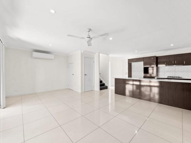Townhouse for rent in Toombul, Queensland
