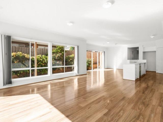 Townhouse for rent in Camerons Creek, Victoria
