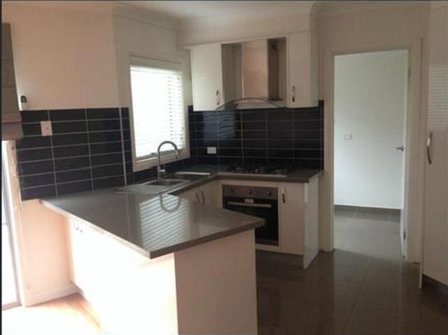 Townhouse for rent in Camerons Creek, Victoria