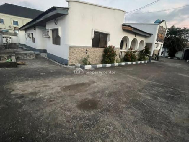 House for sale in Lagos Mainland, Abuja