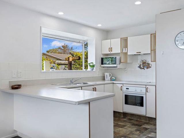 Property for sale in Canterbury