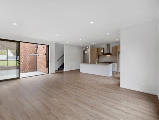 Townhouse for rent in Camerons Creek, Victoria