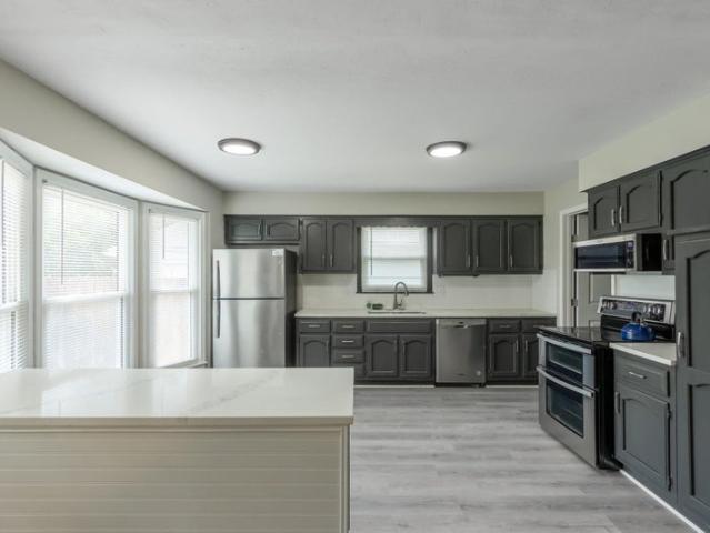 Room for rent in Blue Springs, Missouri