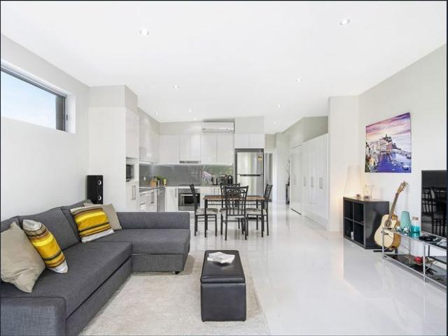 Apartment for rent in Toombul, Queensland