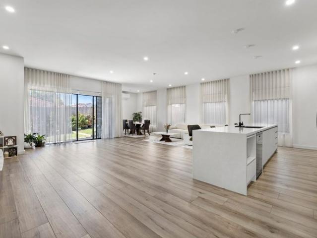 House for rent in Glen Waverley, Melbourne