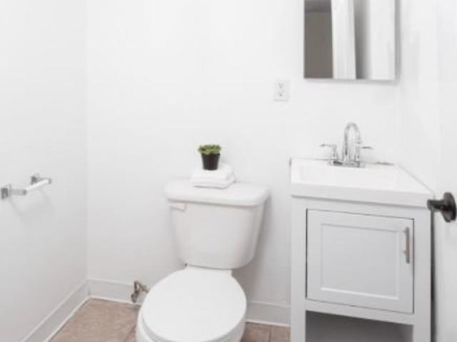 Room for rent in Arverne, New York