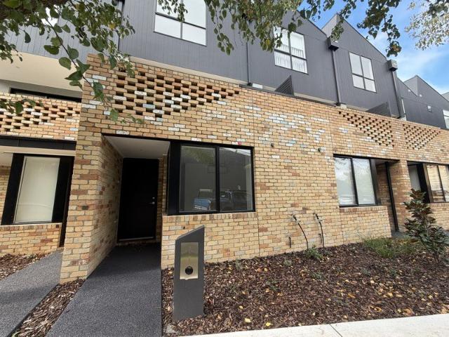 Townhouse for rent in Camerons Creek, Victoria