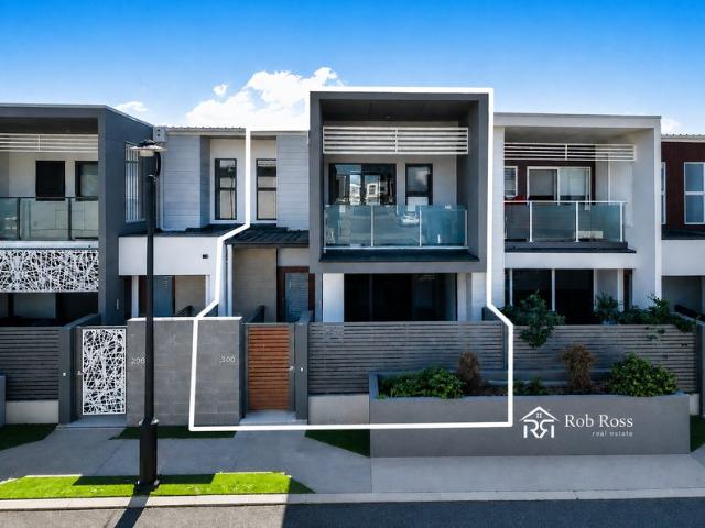 Townhouse for sale in Fernbrook, Queensland