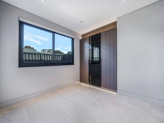 House for rent in Abbotsbury, Sydney