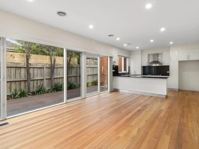Apartment for rent in Ormond, Melbourne