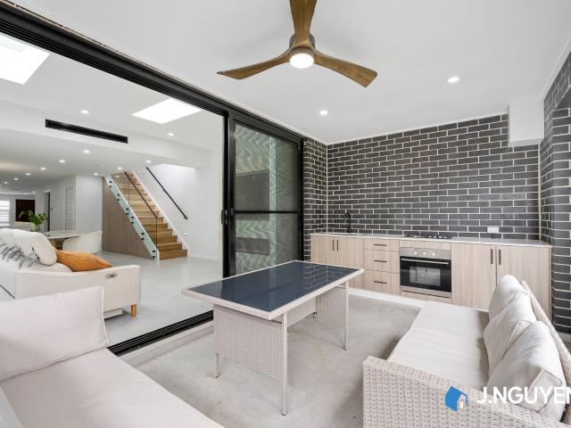 Duplex for sale in Sydney, New South Wales