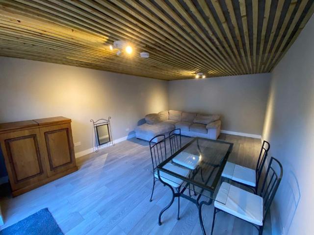 Room for rent in Epsom, Surrey