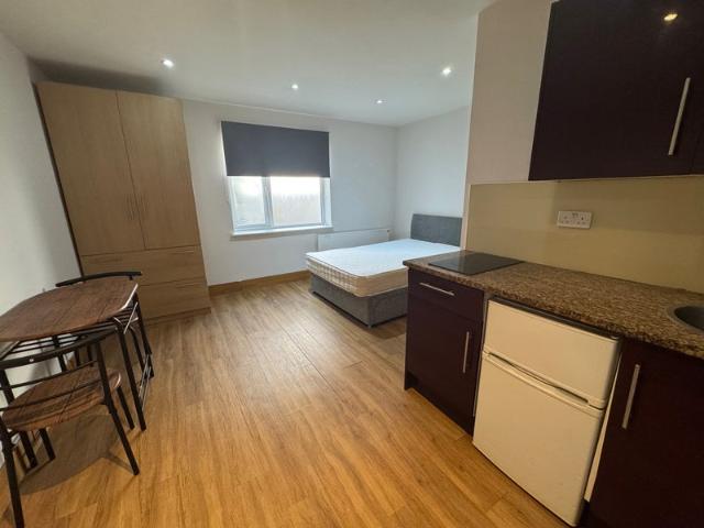 Studio for rent in Hendon, Greater London