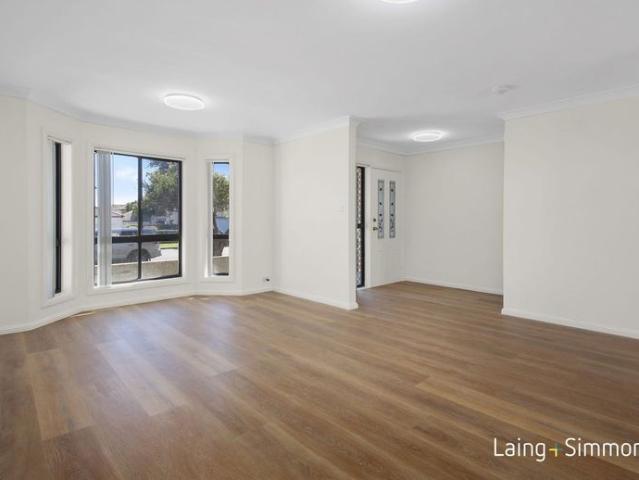 Townhouse for rent in Sydney, New South Wales