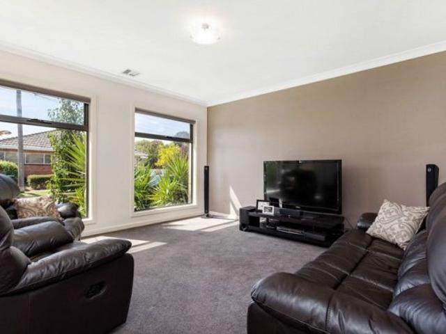 House for rent in Altona, Victoria