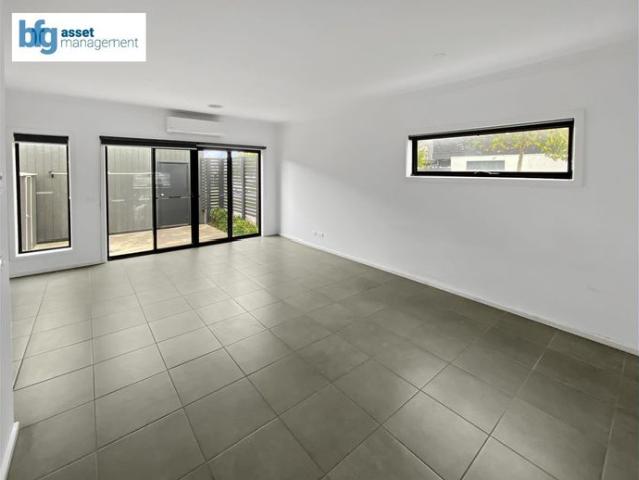 Townhouse for rent in Camerons Creek, Victoria