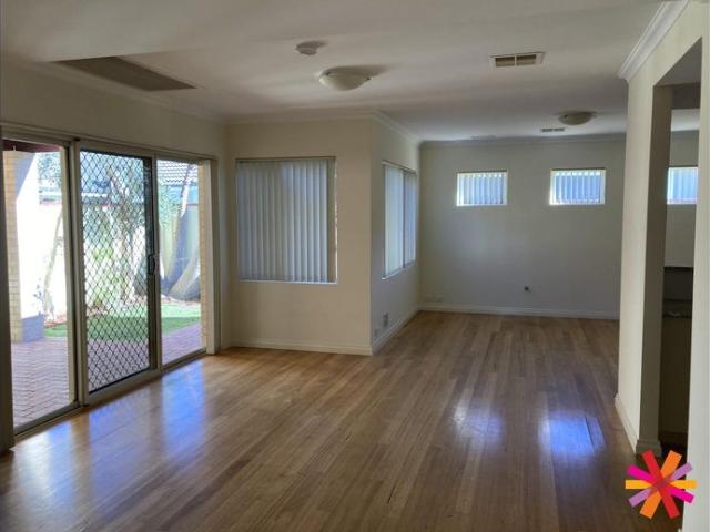 Townhouse for rent in Rivervale, Western Australia