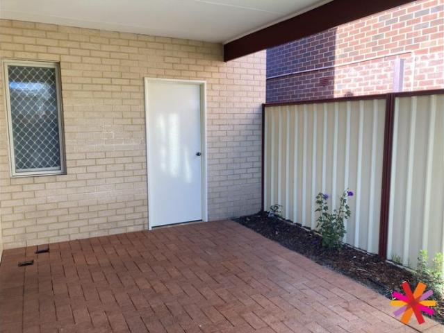 Townhouse for rent in Rivervale, Western Australia
