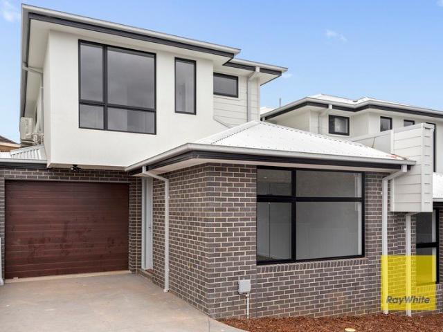 Townhouse for rent in Highton, Geelong