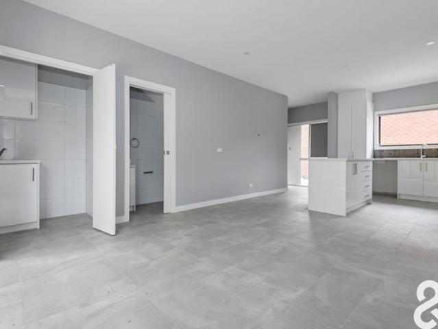 Townhouse for rent in Reservoir, Melbourne