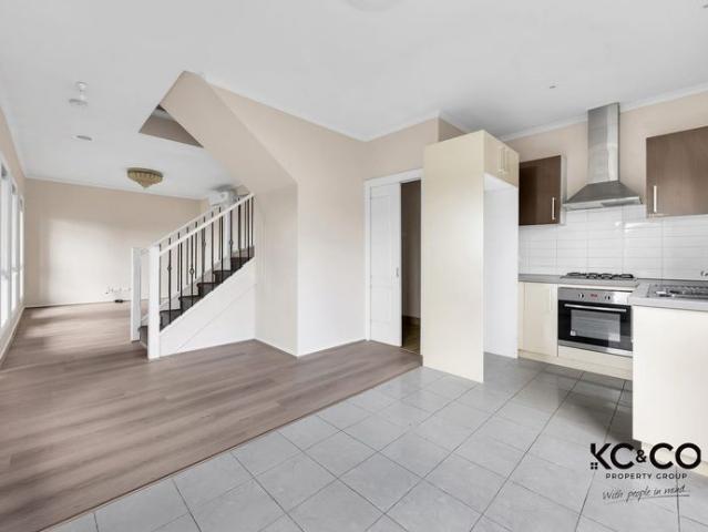 Townhouse for rent in Camerons Creek, Victoria