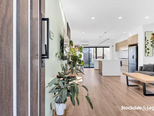 Townhouse for rent in Camerons Creek, Victoria